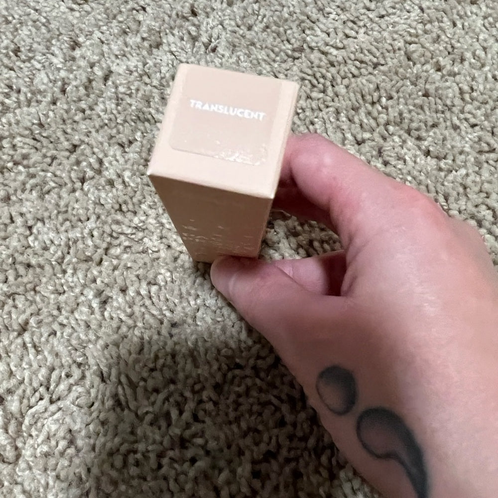 *colourpop eye primer