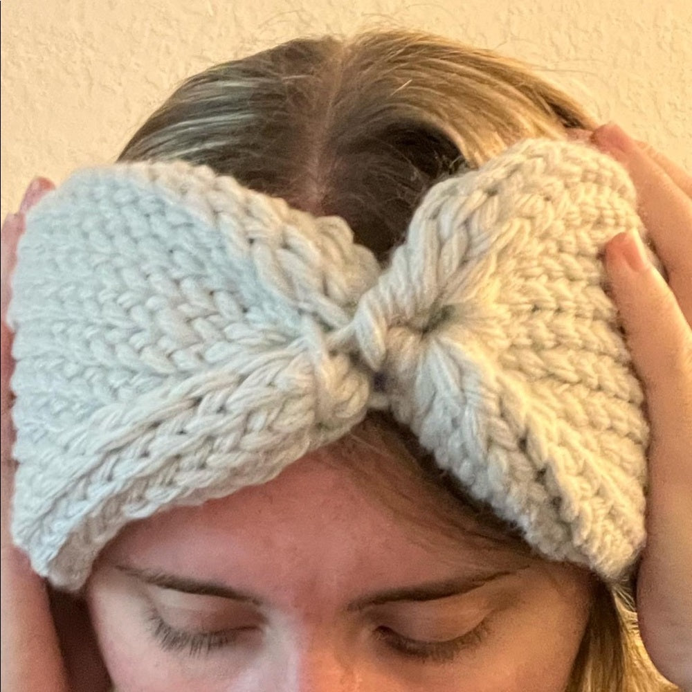 *HANDMADE BY HAZEL knit headband ear warmer