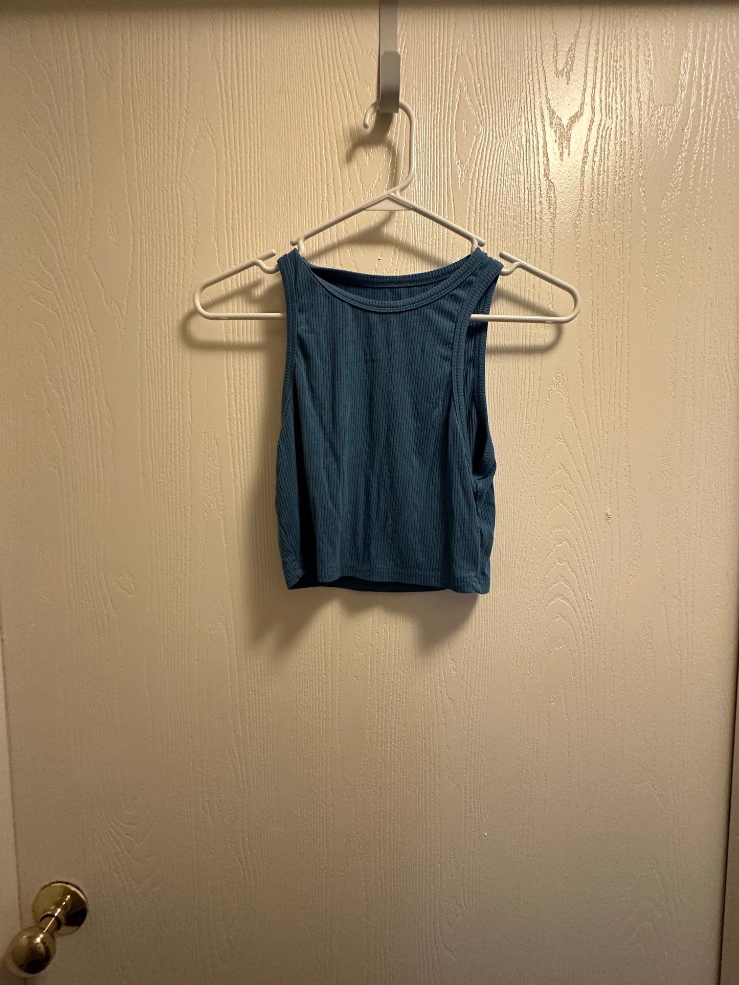 crop tank top