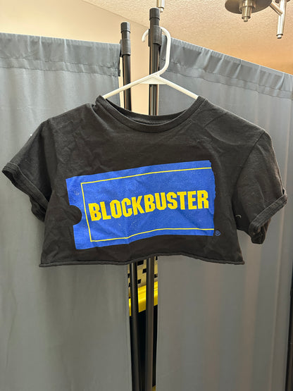 blockbuster crop tee