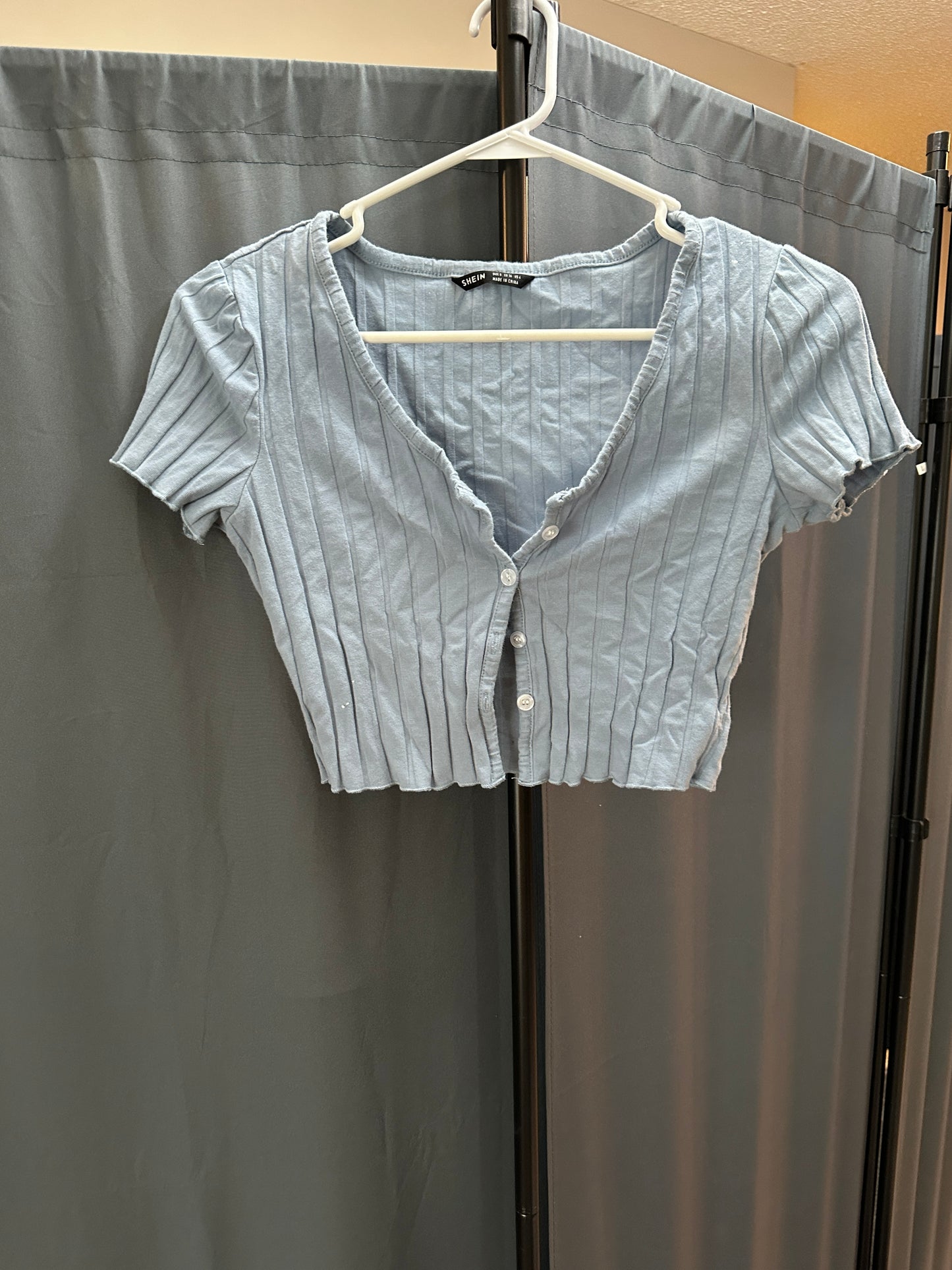 crop button up