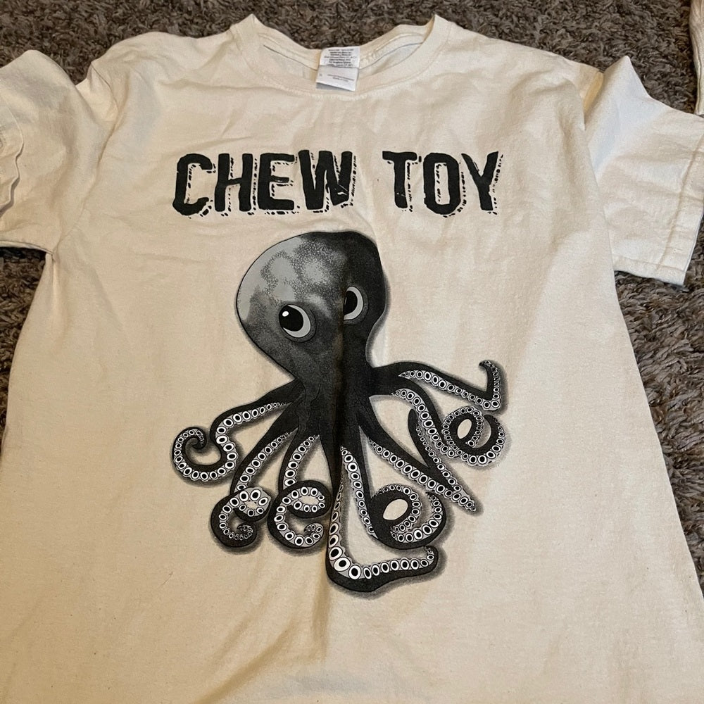 *chew toy tee