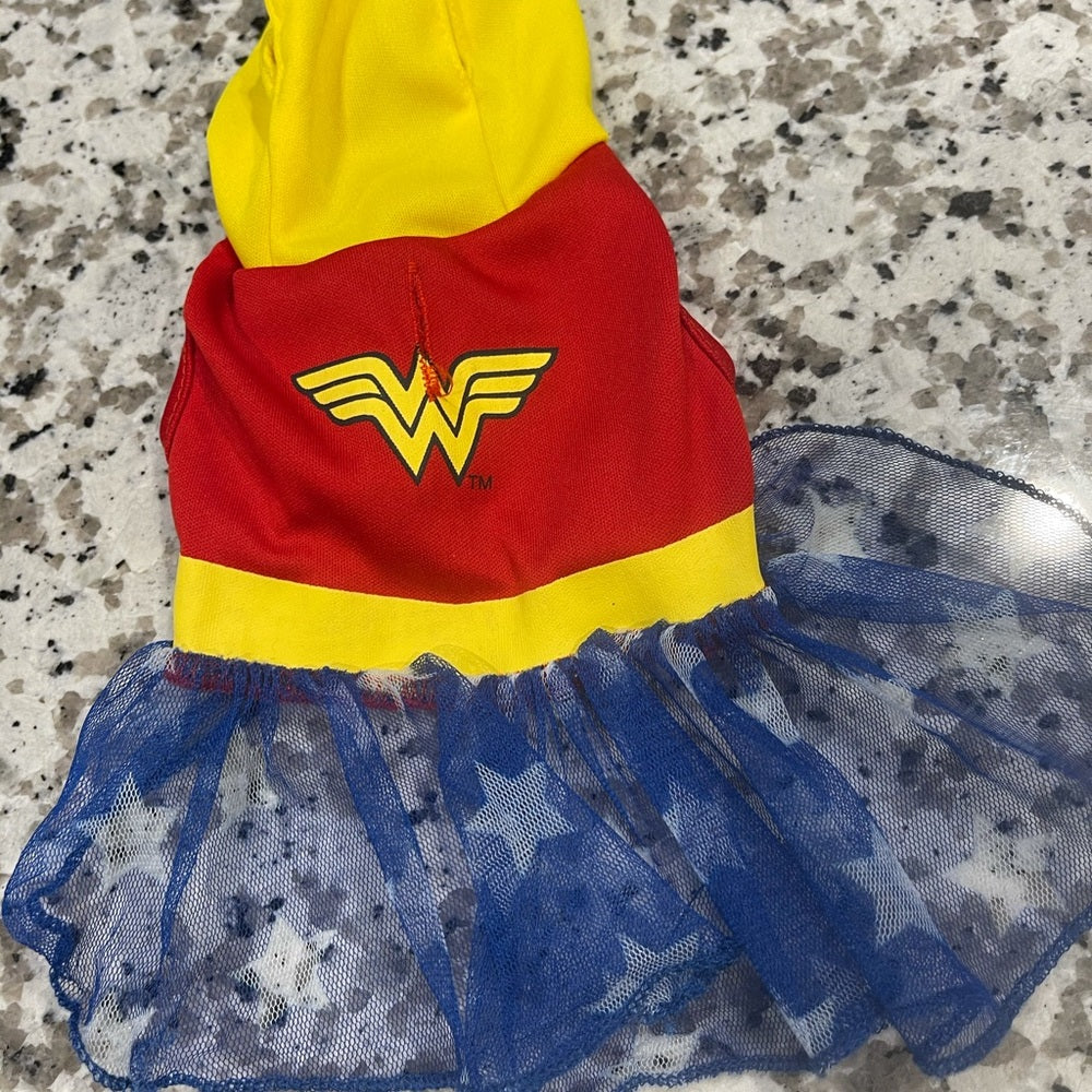 *wonder women dog costume