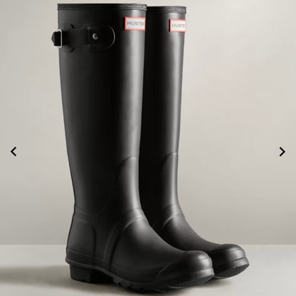 *HUNTER RAIN BOOTS and boot liners