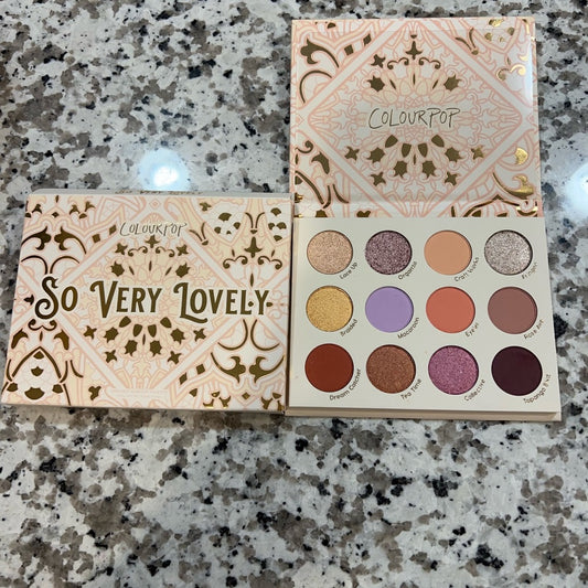 *colourpop eyeshadow palette (very lovely)