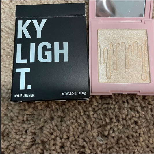 *kylie highlighter