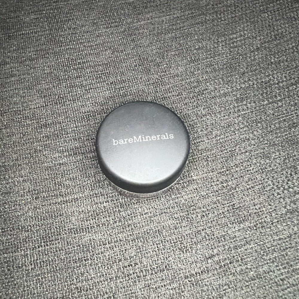 *bare minerals loose eyeshadow (mystique)