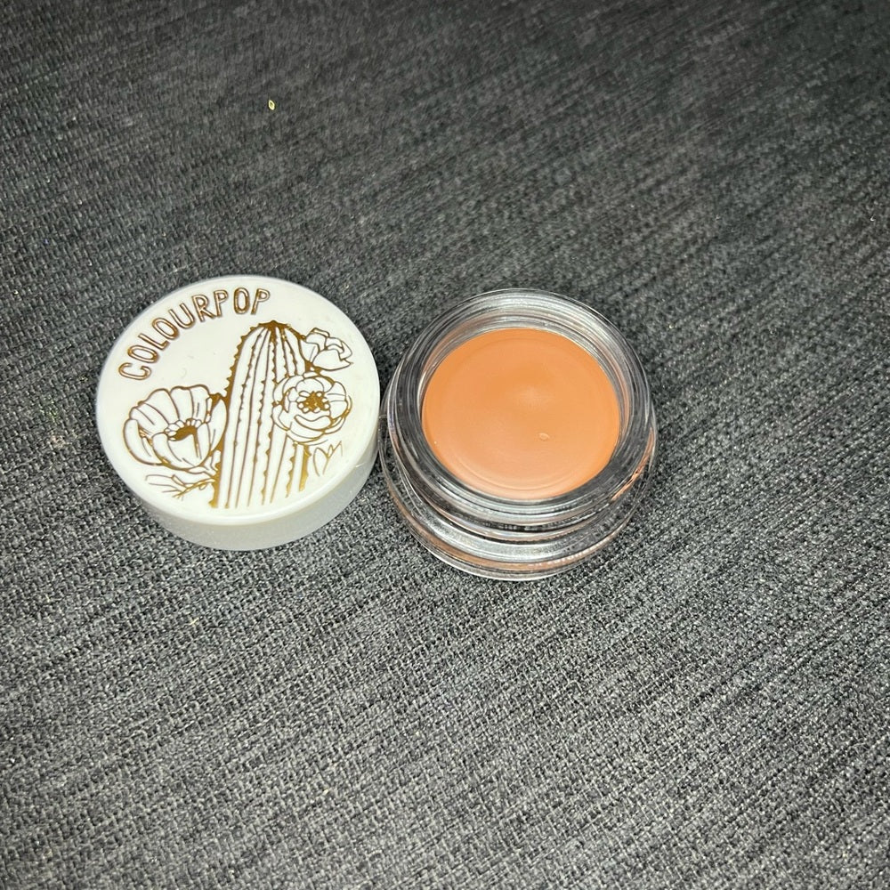 *colourpop crème eyeshadow (moonbeam)