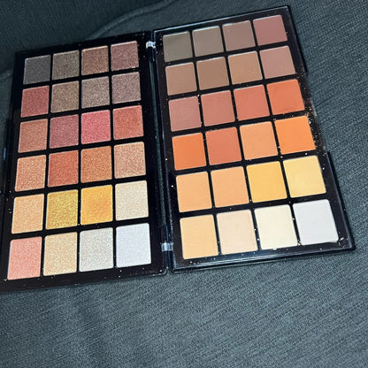 *revolution palette