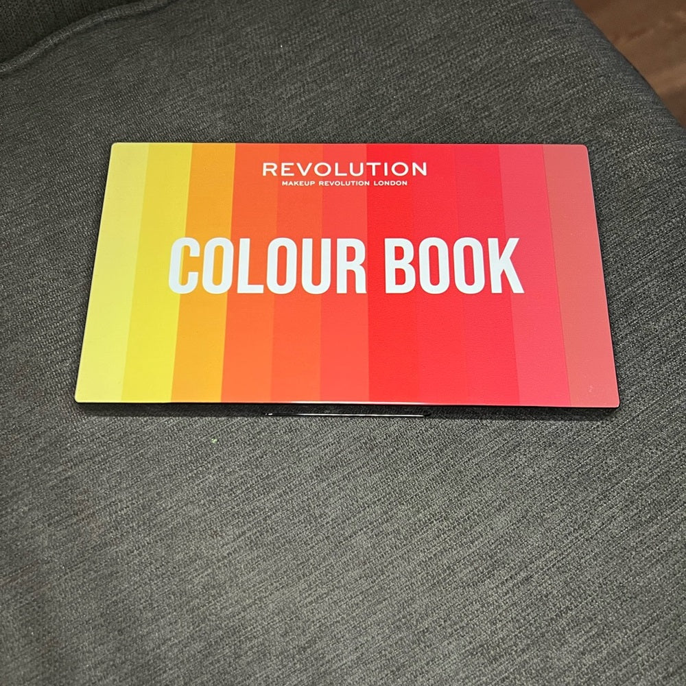 *revolution palette