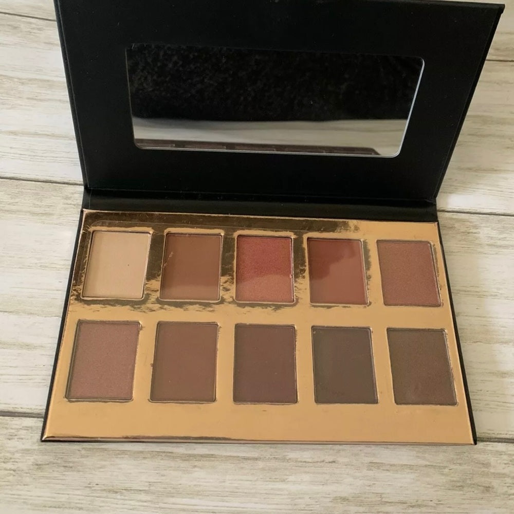 *crown pro palette