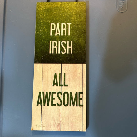 *st patty’s day wall decor