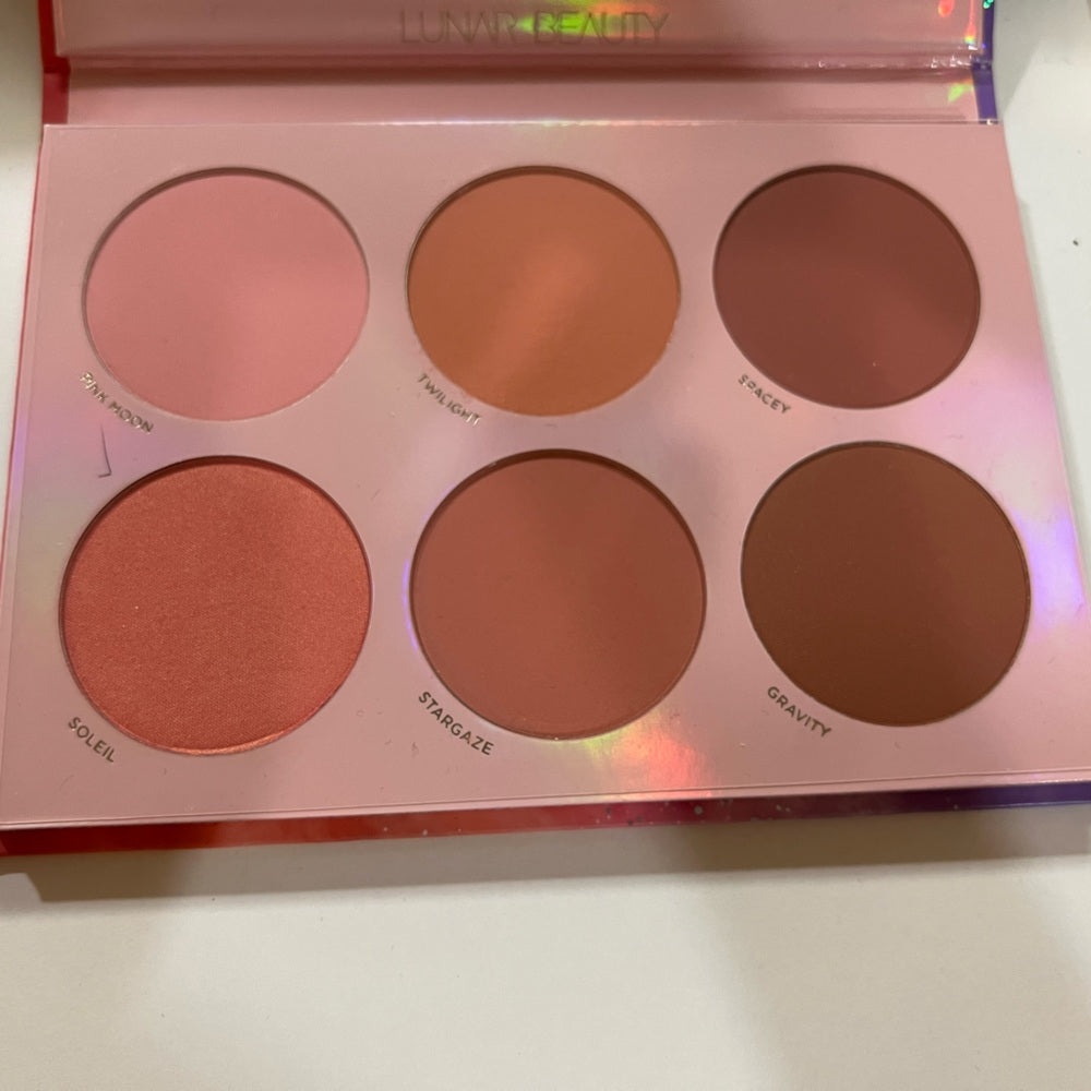 *lunar beauty blush palette