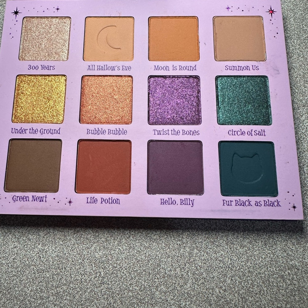 *colourpop x hocus pocus palette